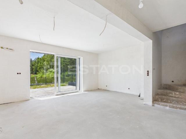 Nowoczesny bliźniak z garażem 117,5 m² w Zabajce zapraszam
