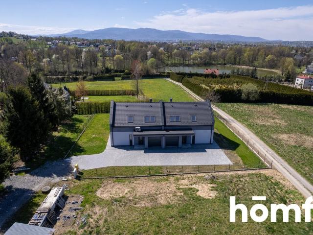Polecam nowoczesny bliźniak 147 m² z garażem i pięknym widokiem