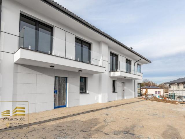 Zapraszam do obejrzenia nowoczesnego bliźniaka 119 m² z własną działką