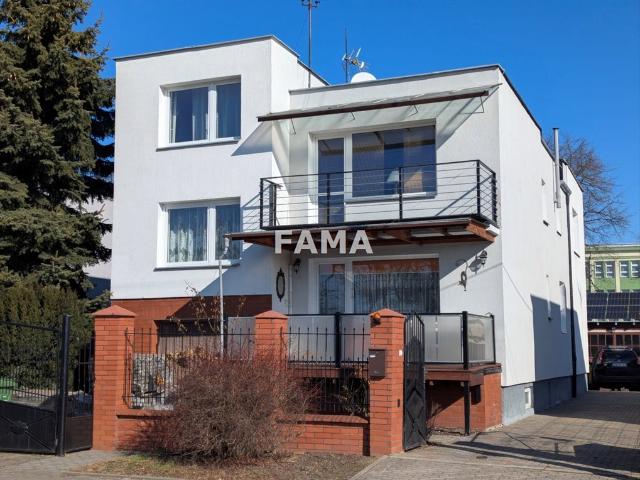 Nowoczesny dom dwurodzinny 185 m² z garażem polecam!