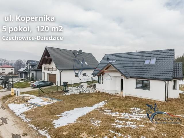 Nowoczesny dom energooszczędny z dużą działką i domkiem ogrodowym