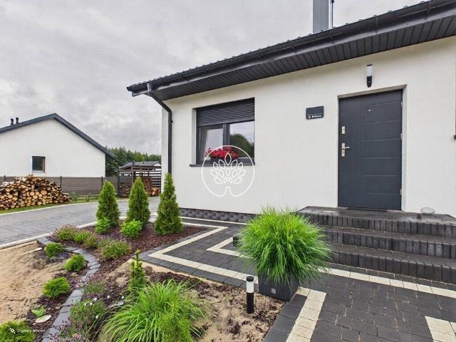 Nowoczesny dom parterowy 81 m² z ogrodem polecam!