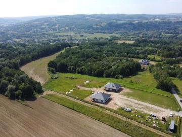 Nowoczesny dom parterowy z garażem i tarasem w Rzeszowie