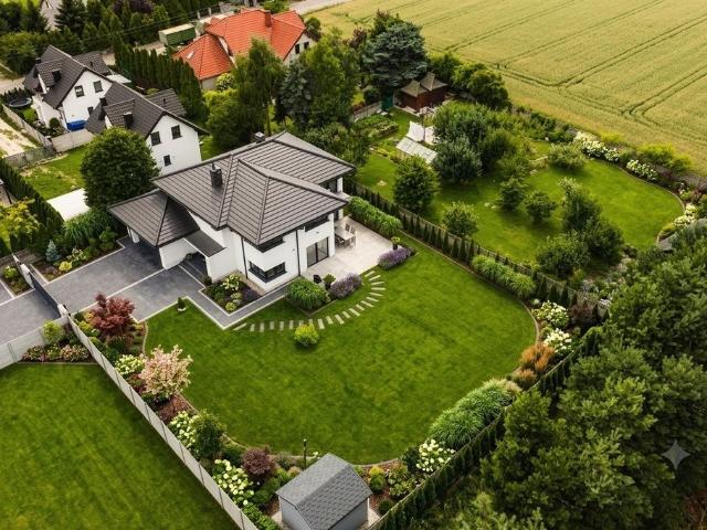 Nowoczesny dom + piękna działka
