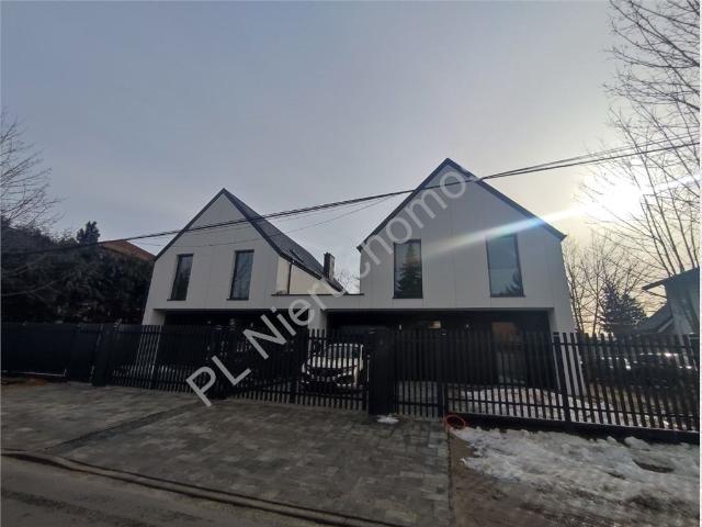 Nowoczesny dom premium 140 m² w Pęcicach 4 pokoje, garaż