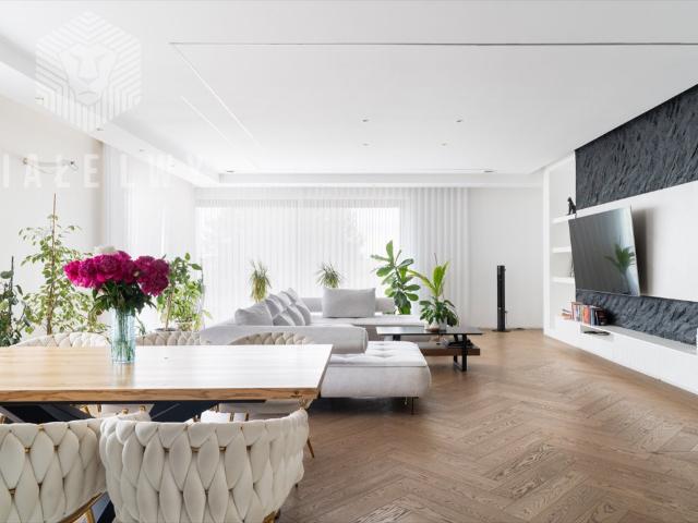 Nowoczesny dom smart home 281 m², spokojne Dominów