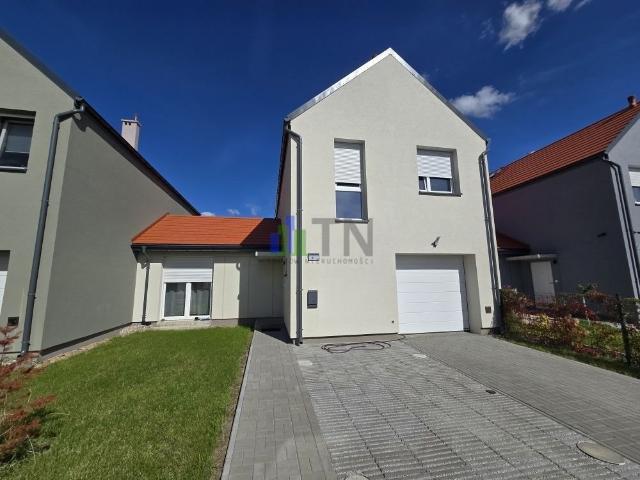 Nowoczesny dom szeregowy 117 m² w Dobrzykowicach polecam!