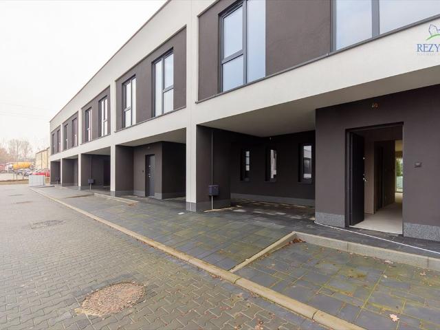 Nowoczesny dom szeregowy 136 m2 z ogrodem i parkingiem zapraszam