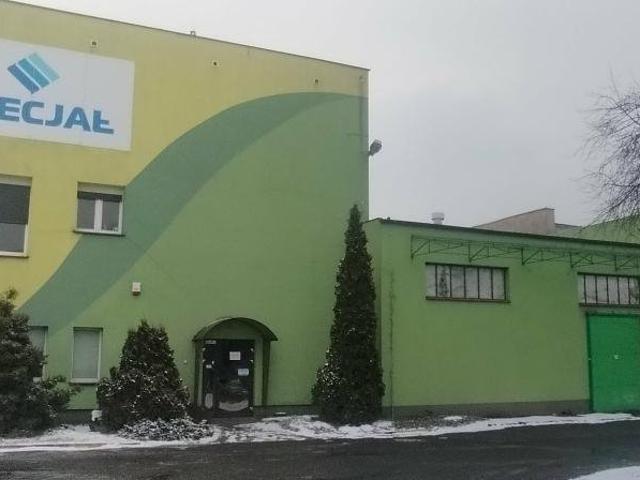 Nowoczesny kompleks magazynowo biurowy z chłodniami