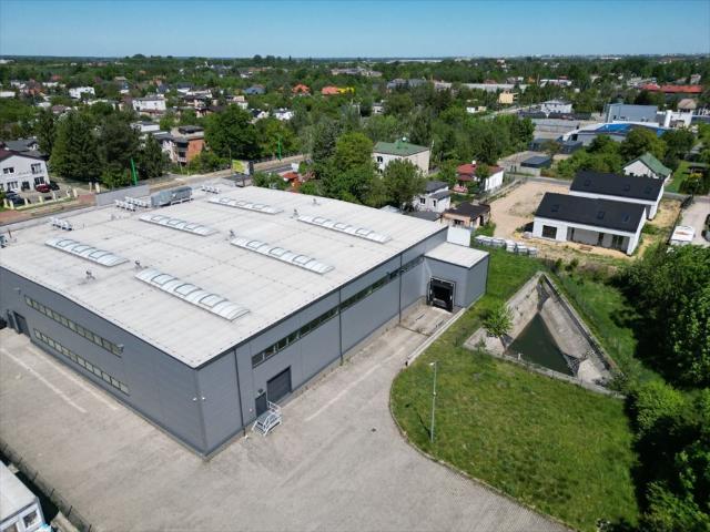 Na wynajem nowoczesny kompleks biurowo magazynowy 1700 m² w Ksawerowie
