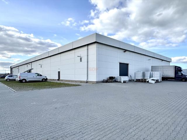Nowoczesny kompleks przemysłowy w Krępice – biuro i hala 3 302 m2