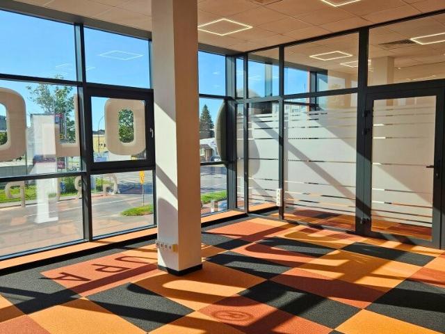 Nowoczesny lokal biurowo handlowy 60 m2 z windą i parkingiem