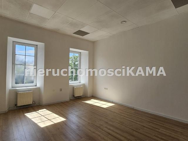 Nowoczesny lokal biurowy 108 m² z klimatyzacją i windą polecam!