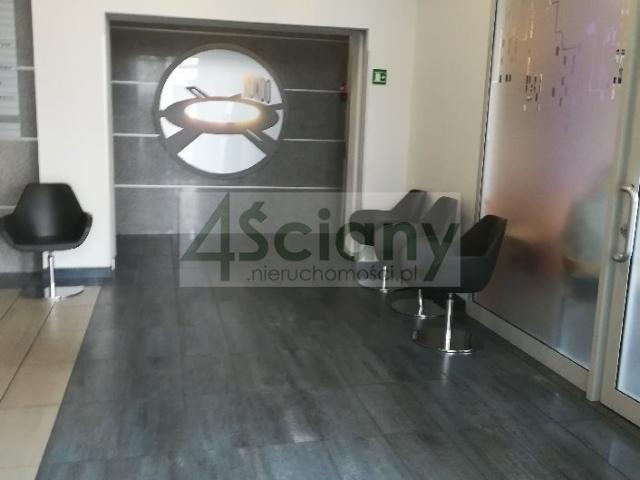 Nowoczesny lokal biurowy 13 m² z parkingiem, zapraszam