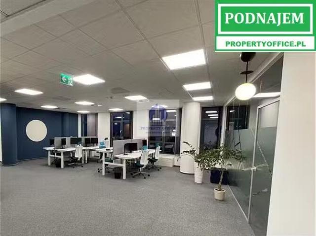 Nowoczesny lokal biurowy 264 m2 na Ochocie z klimatyzacją