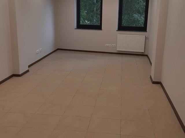 Polecam nowoczesny lokal biurowy 27,5 m² z klimatyzacją i parkingiem