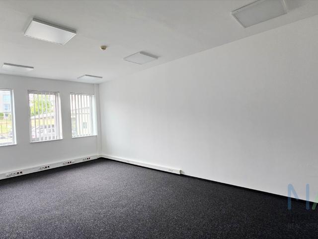 Nowoczesny lokal biurowy 28,8 m² w Krakowie klasa A, klimatyzacja