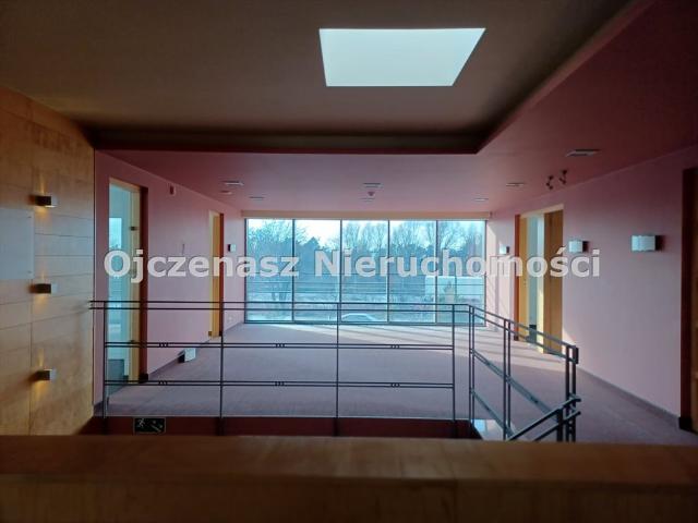 Nowoczesny lokal biurowy 340 m2 z panoramicznymi oknami