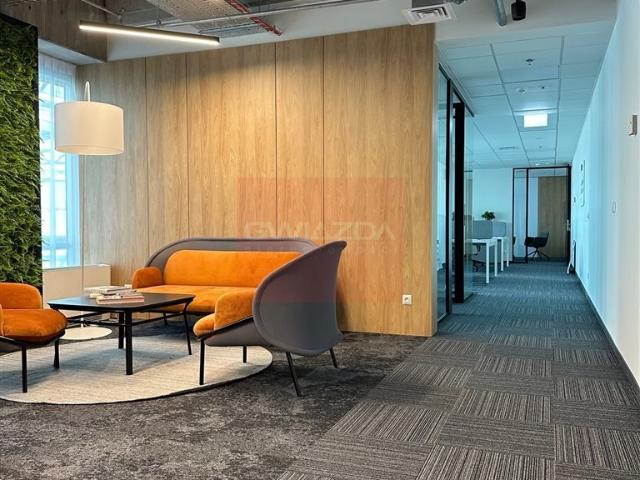 Nowoczesny lokal biurowy 340 m² Warszawa Włochy