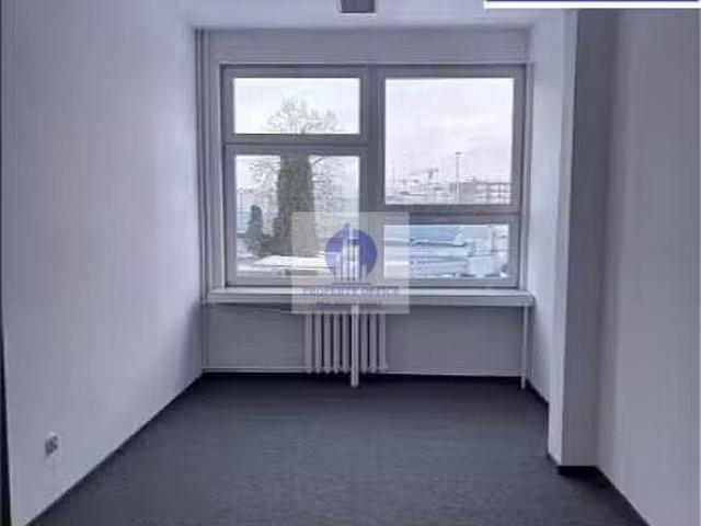 Nowoczesny lokal biurowy 35 m2 z klimatyzacją i światłowodem