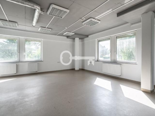 Nowoczesny lokal biurowy 586 m² przy Trasie Siekierkowskiej zapraszam