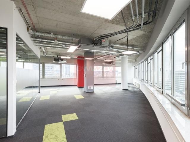 Nowoczesny lokal biurowy 970 m² w Śródmieściu Warszawy zapraszam