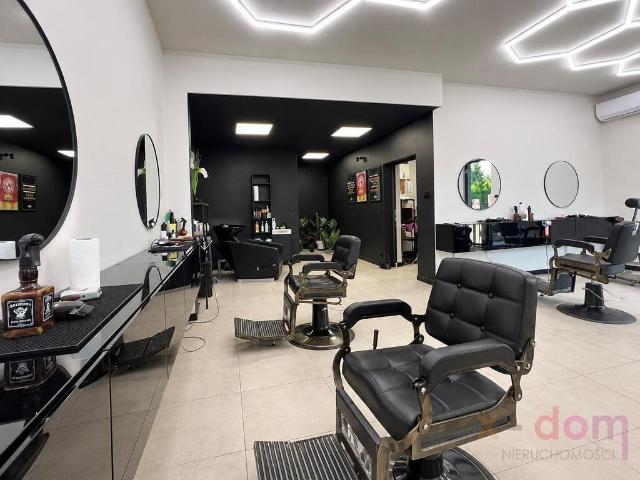 Nowoczesny lokal usługowy 61 m² w Kielcach idealny na salon lub biuro
