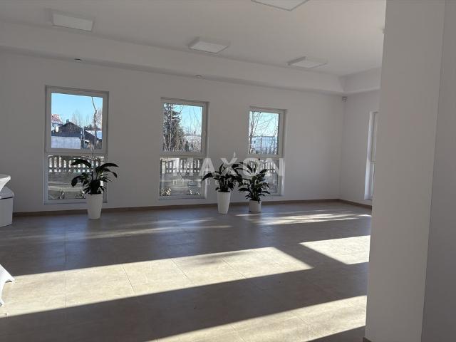 Nowoczesny lokal 100 m2 w Legionowie z parkingiem