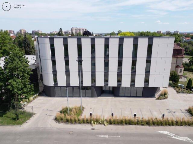 Nowoczesny lokal 107 m² z windą i parkingiem w Opolu