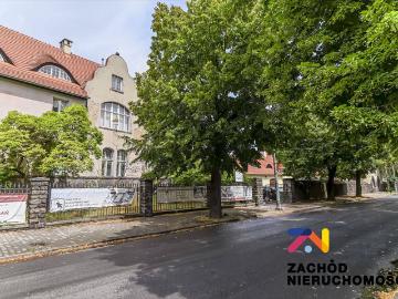 Nowoczesny lokal 117 m2 z niezależnymi wejściami
