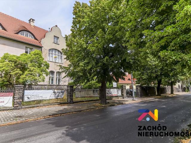 Nowoczesny lokal 117 m2 z niezależnymi wejściami