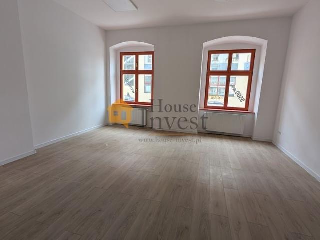 Nowoczesny lokal 126 m² w zabytkowym budynku polecam