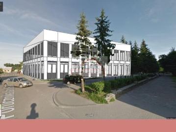 Nowoczesny lokal 250 m2 w centrum Góra Kalwaria
