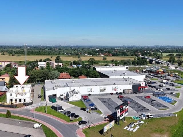 Nowoczesny lokal 221 m² w Niepołomicach dostępny od września
