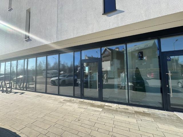 Nowoczesny lokal 71m2 z dużą witryną, parkingiem