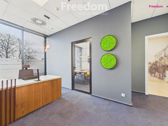 Nowoczesny lokal 81 m2 w centrum Radomia