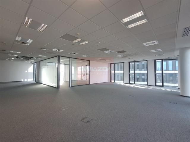 Nowoczesny lokal 999 m² w Śródmieściu Warszawy zapraszam