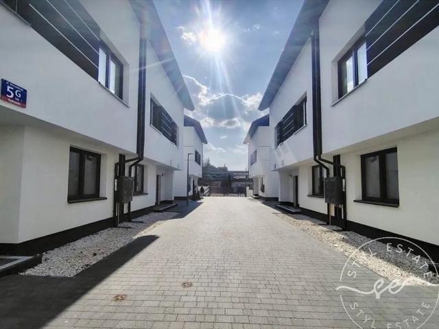 Nowoczesny segment 160 m² z balkonem i możliwością podziału