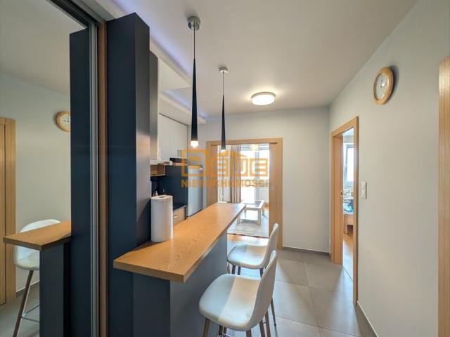 Polecam nowoczesny 2 pokojowy apartament z garażem i widokiem