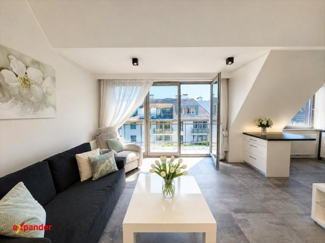 Nowoczesny 2 pokojowy apartament z tarasem i pełnym wyposażeniem