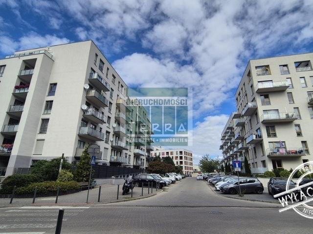 Nowoczesny 3 pokojowy apartament z balkonami i garażem
