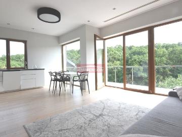 Nowoczesny 3 pokojowy apartament z dużym tarasem i widokiem