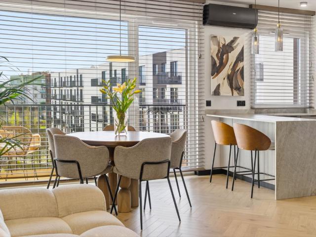 Nowoczesny 4 pokojowy apartament z inteligentnym domem