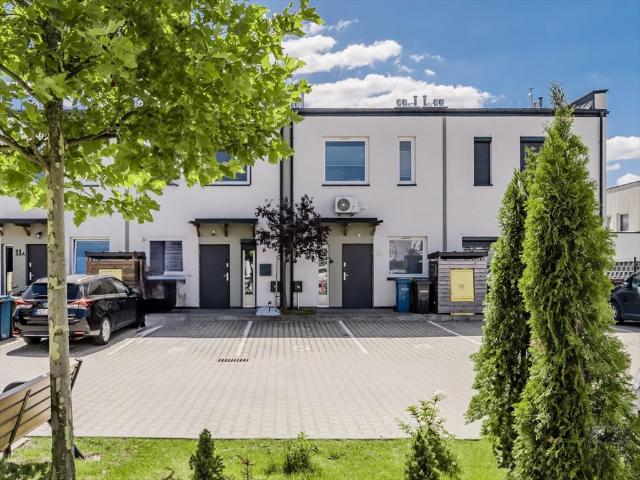 Nowoczesny 4 pokojowy dom klimatyzacja osiedle Srebrna Ostoja