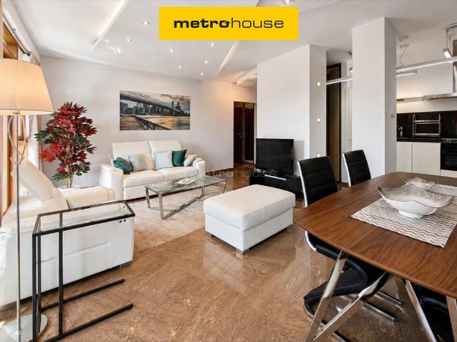 Nowoczesny 64 m² apartament z balkonem blisko metra! Polecam!