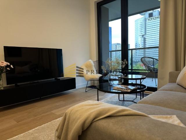 Nowoczesny 85 m² apartament w centrum Woli polecam