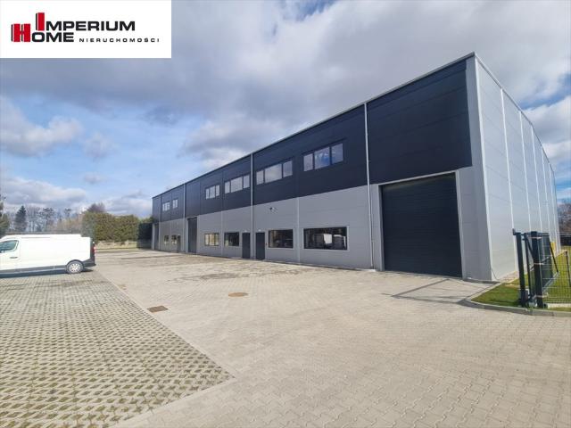 Nowoczesna hala magazynowa 1900 m² z biurami w Miszewku
