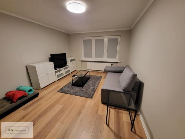 Na wynajem nowoczesna kawalerka 38 m² w Łodzi Górnej