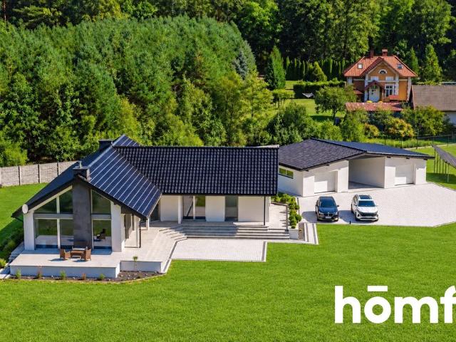 Nowoczesna rezydencja 162 m² z dużą działką polecam