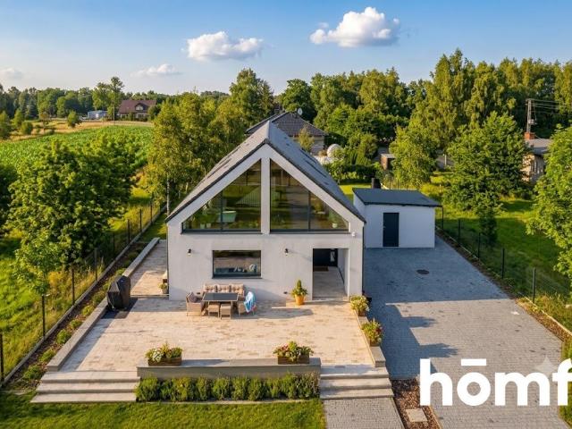Nowoczesna Stodoła 220 m² blisko natury i Warszawy